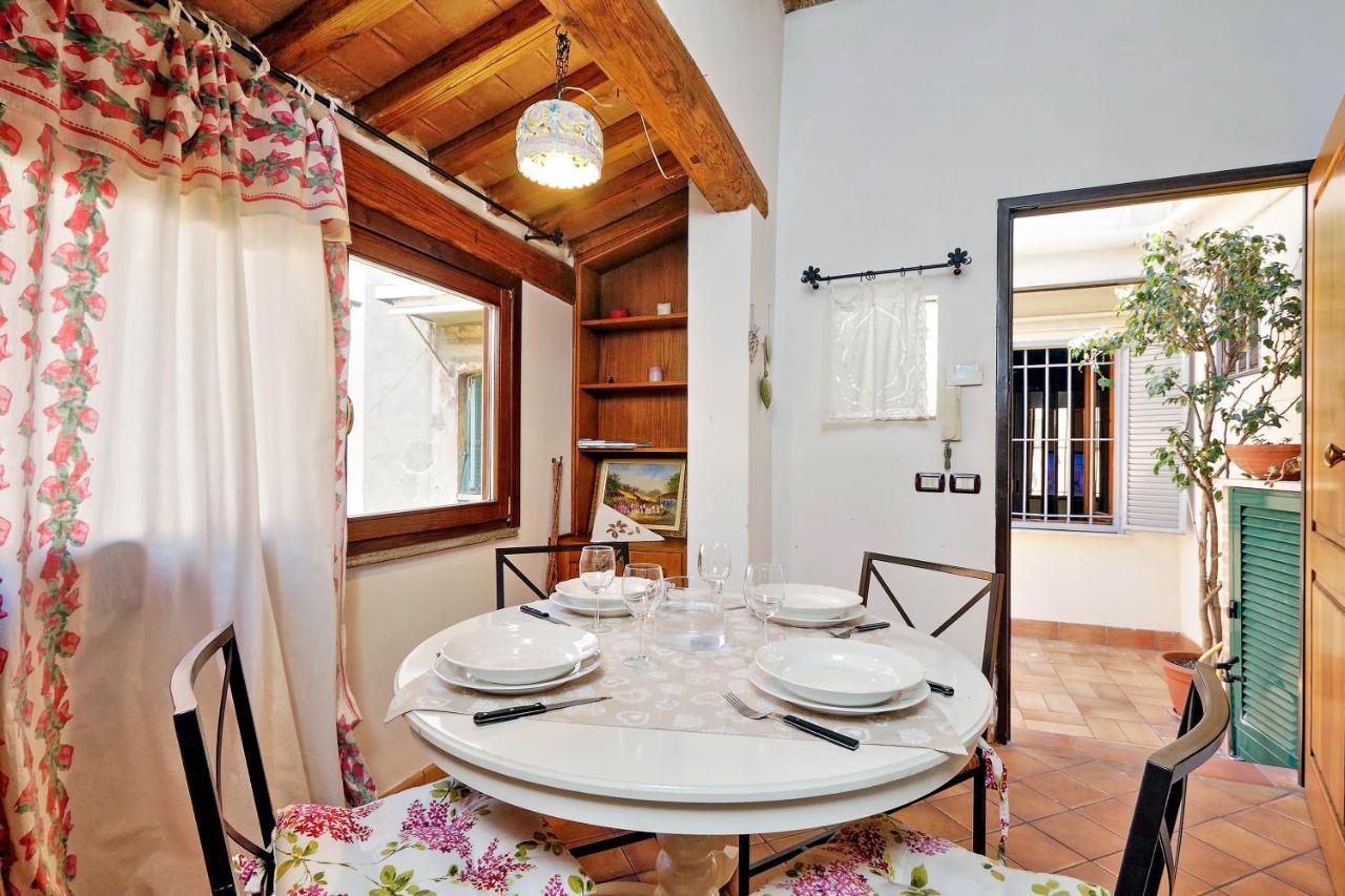 Lungaretta 97 Apartment Rome Bagian luar foto