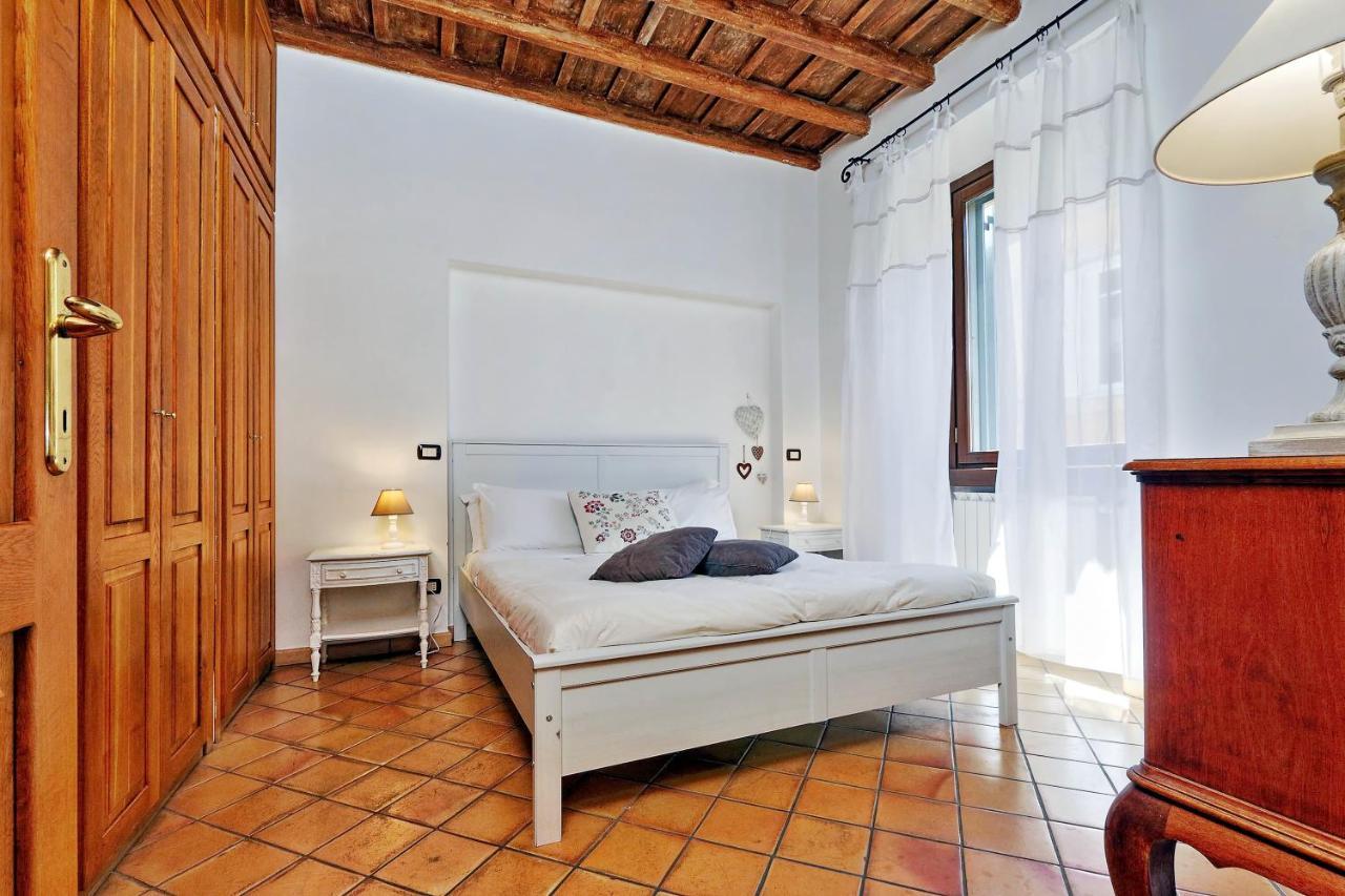Lungaretta 97 Apartment Rome Bagian luar foto